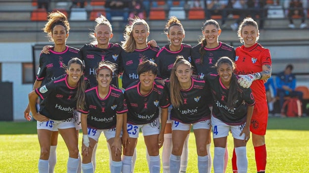 Once inicial del Sporting Club de Huelva ante el Valencia