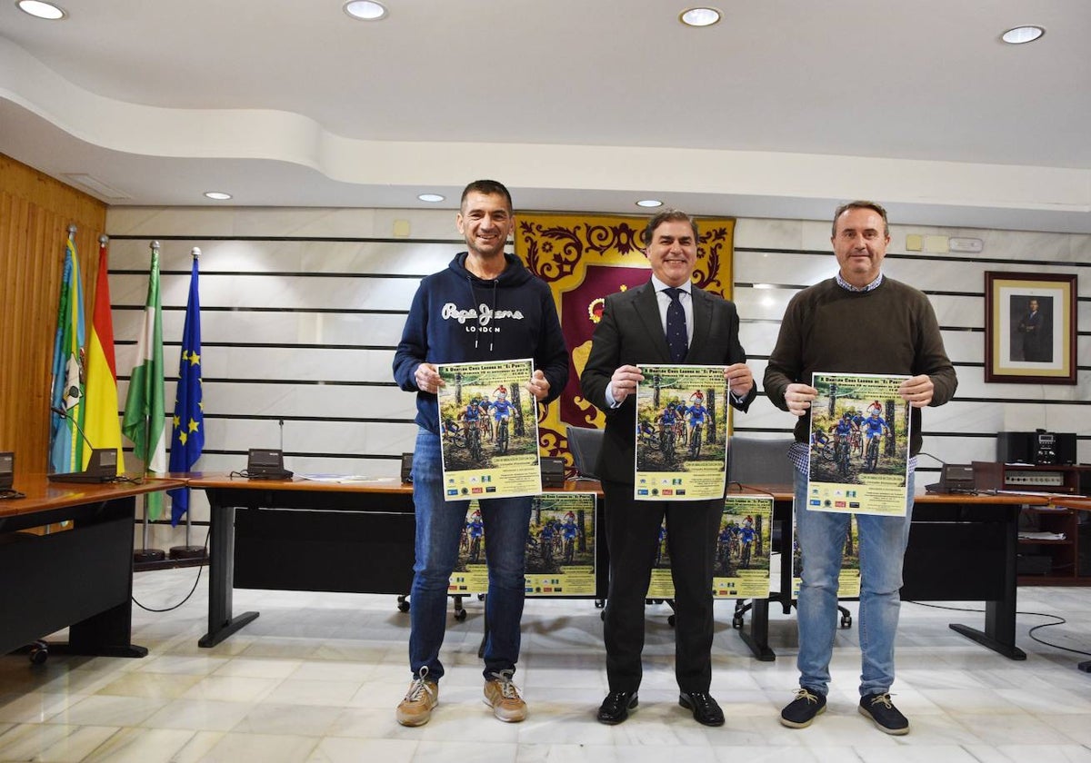 La presentación de la novena edición del Duatlón Cros en El Portil
