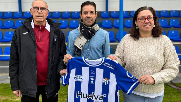 Iván Rosado asume el reto de salvar al Sporting Huelva