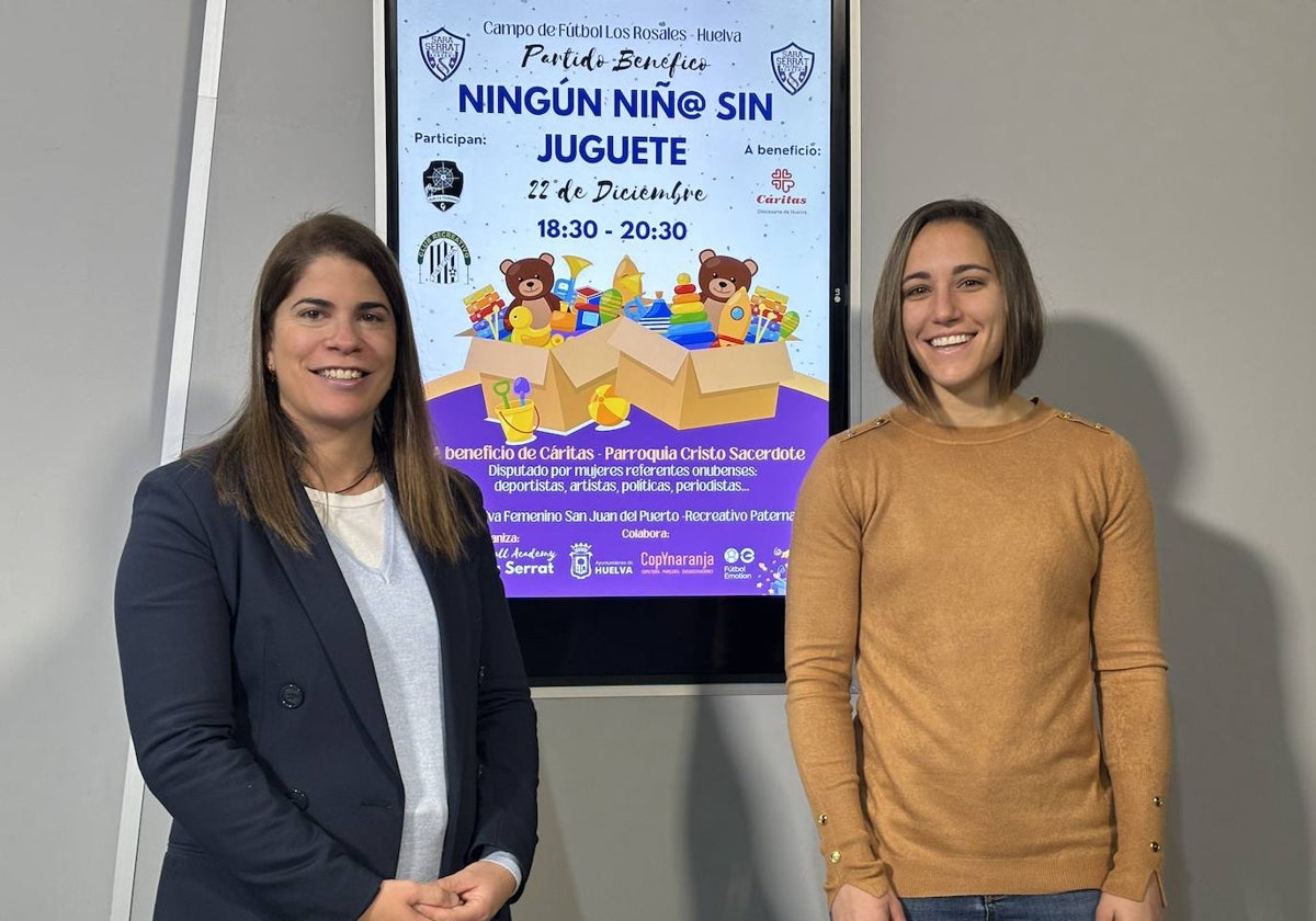Sara Serrat junto a la concejala María de la O Rubio