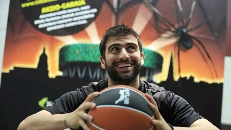 El Huelva Comercio se lleva un vibrante derbi ante el Ciudad de Huelva (79-77)