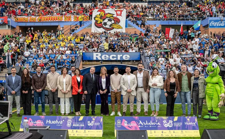 Imagen principal - Una gran ceremonia en el Nuevo Colombino, antesala de la Gañafote Cup 2024