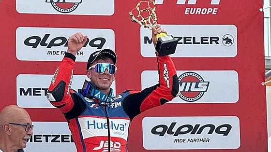 Histórico podio de Paquito Gómez en el cierre del Mundial de Supermotard
