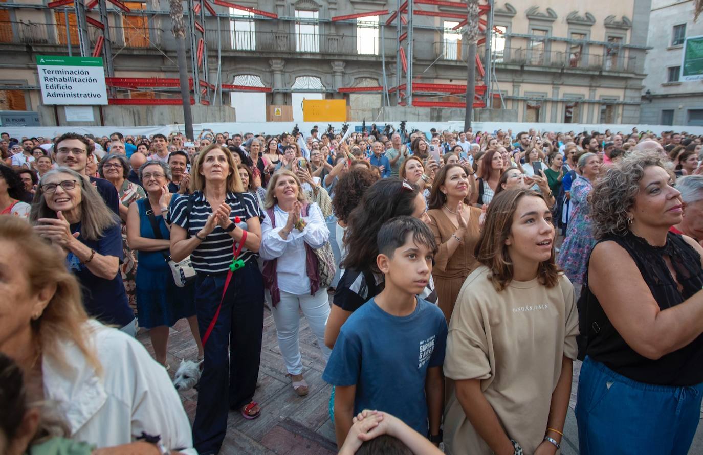 El homenaje a Carolina Marín en el Ayuntamiento de Huelva, en imágenes