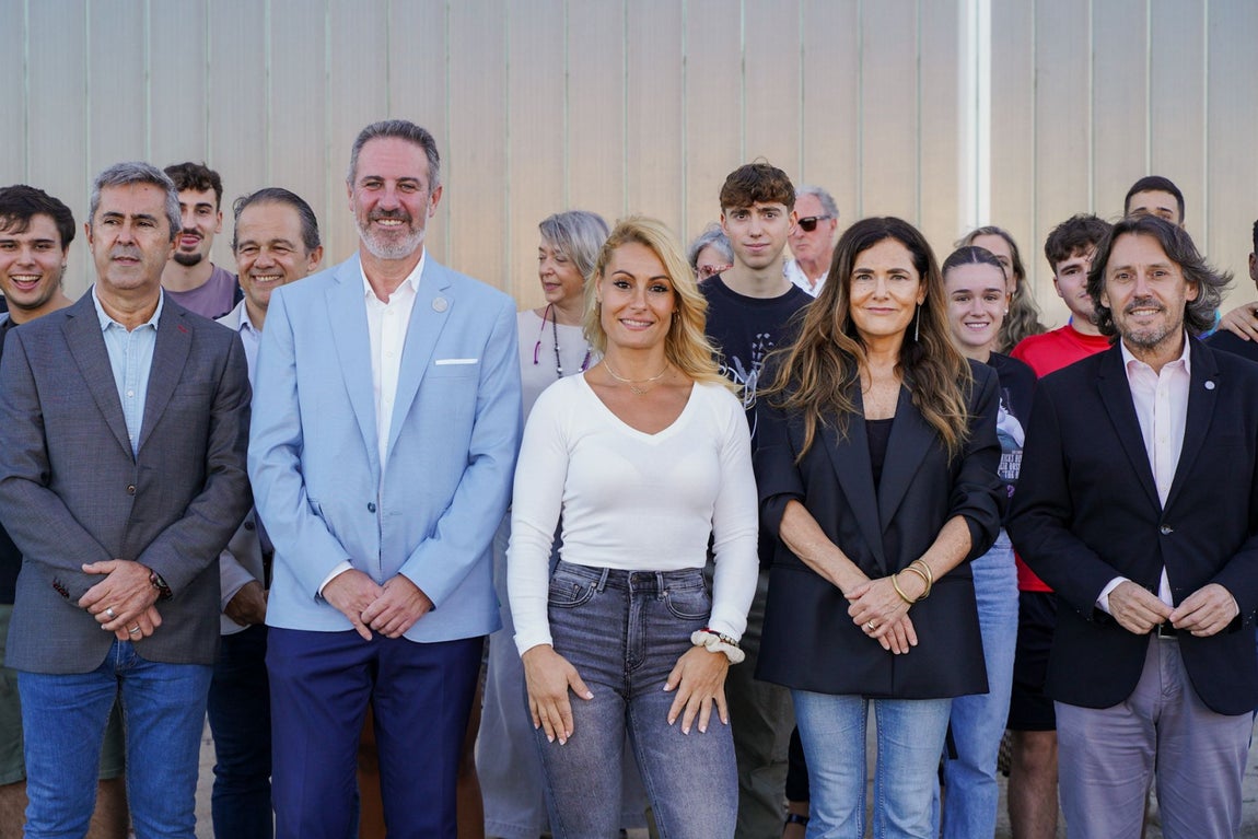Las imágenes de la inauguración del Pabellón de Deportes &#039;Lydia Valentín&#039; en la UHU
