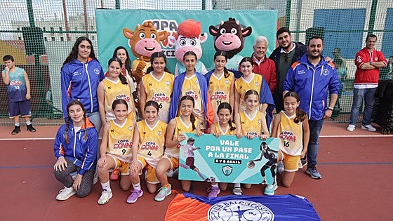 Más de 400 niños disfrutan de la Copa Covap en La Palma del Condado