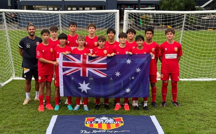Imagen principal - De Australia a Huelva: el CC Fútbol Academy hará historia en la Gañafote Cup