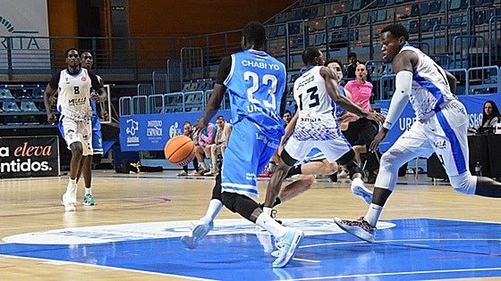 El Ciudad de Huelva sigue en una caída sin fin (95-77)