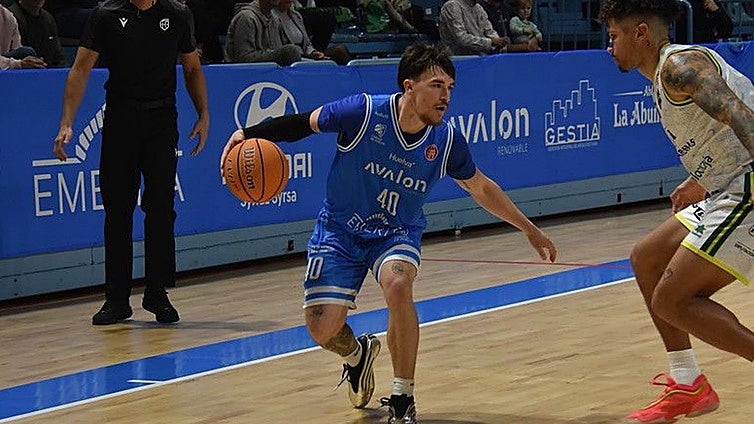El Ciudad de Huelva se juega en la última jornada eludir el descenso directo