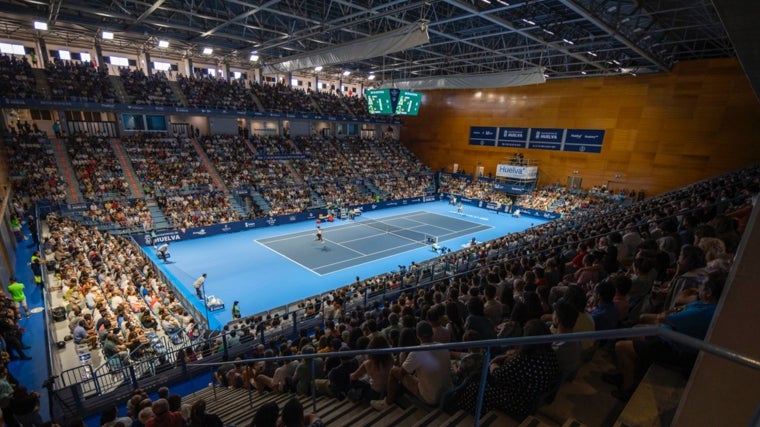 El Palacio de Deportes Carolina Marín, totalmente lleno