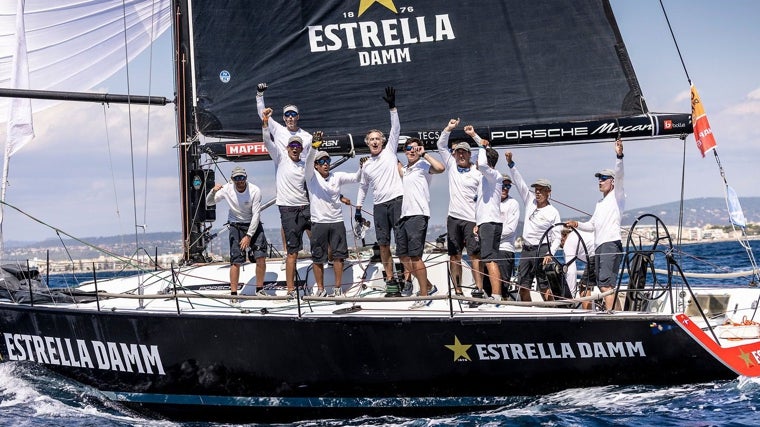 El Estrella Damm conquista con talento de Huelva la Copa del Rey y el Campeonato de Europa