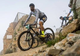 Los corredores atraviesan toda la provincia a lo largo de la prueba