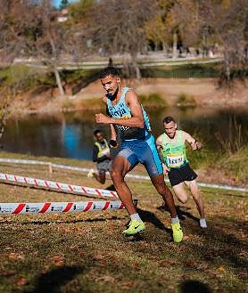 Imagen secundaria 2 - Zakaria Boufaljat es décimo y cuarto español en el Cross Internacional de Alcobendas