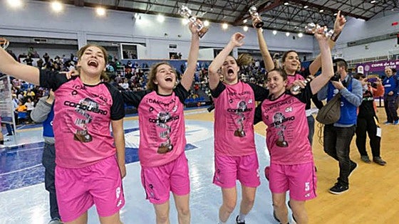 De la gloria a los infiernos: diez años del mayor éxito de la historia del baloncesto de Huelva