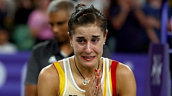 Los momentos más difíciles de Carolina Marín: De las lágrimas de París a la pérdida de su padre