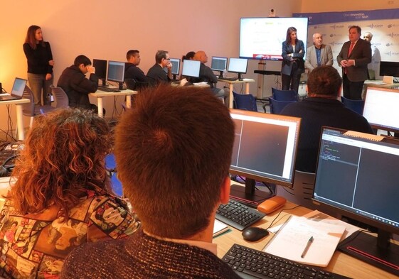 Estos son los nuevos cursos gratuitos que puedes hacer en Huelva: IoT, Inteligencia Artificial y Realidad Virtual