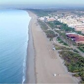 Playa de Islantilla, donde hay varias ofertas de trabajo