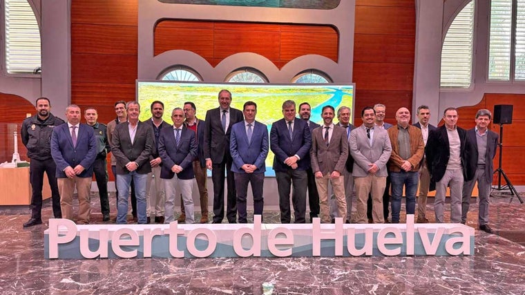 Participantes en el El Consejo de Navegación y Puerto de Huelva