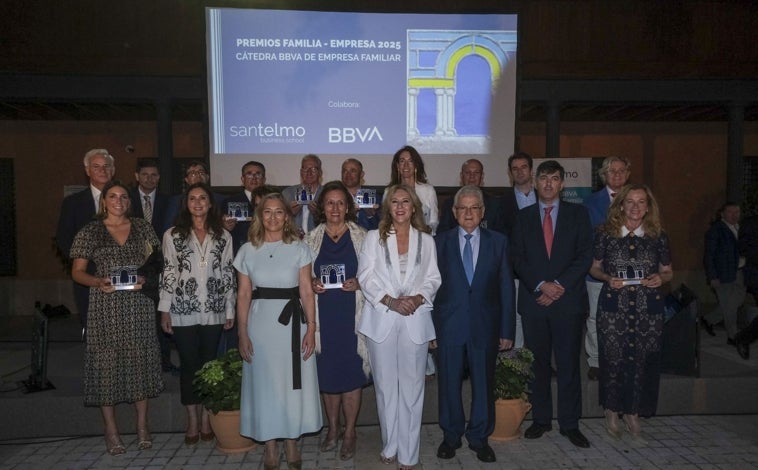 Imagen principal - La empresa de Huelva Bionest, entre las doce premiadas en la Cátedra BBVA de San Telmo Business School