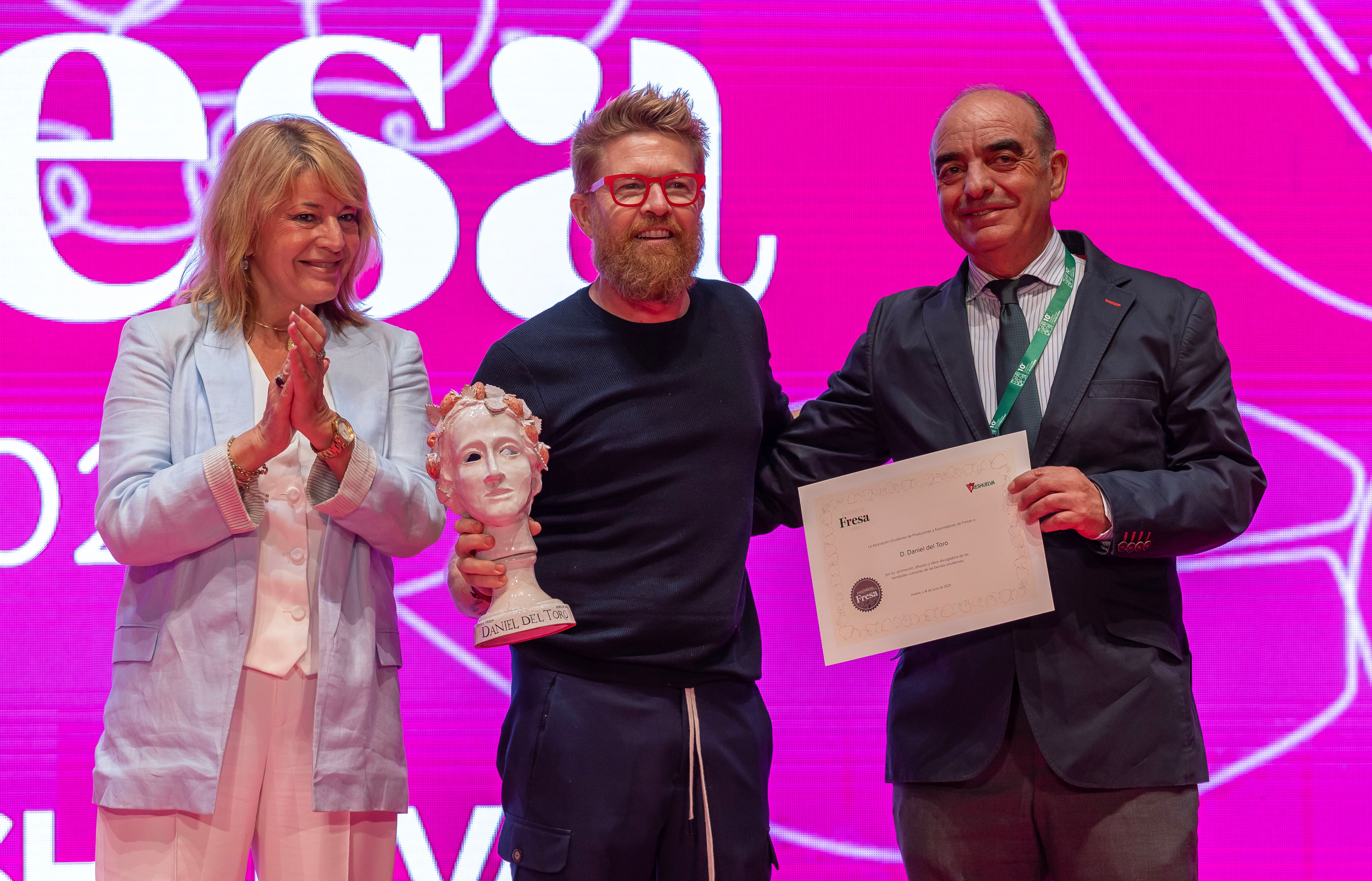 El arranque del X Congreso Internacional de Frutos Rojos de Huelva, en imágenes