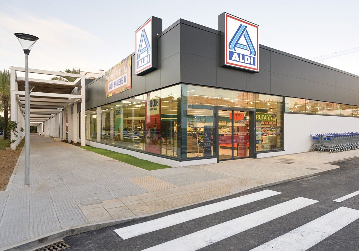 El supermercado Aldi en la avenida Andalucía de Huelva capital