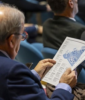 Imagen secundaria 2 - José Manuel Cansino, en su intervención