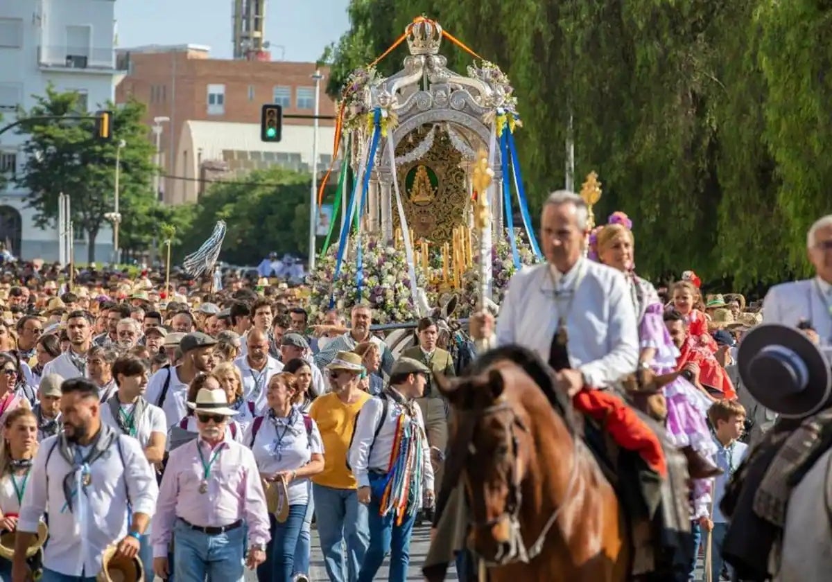 Salida de la Hermandad de Huelva en El Rocío 2023