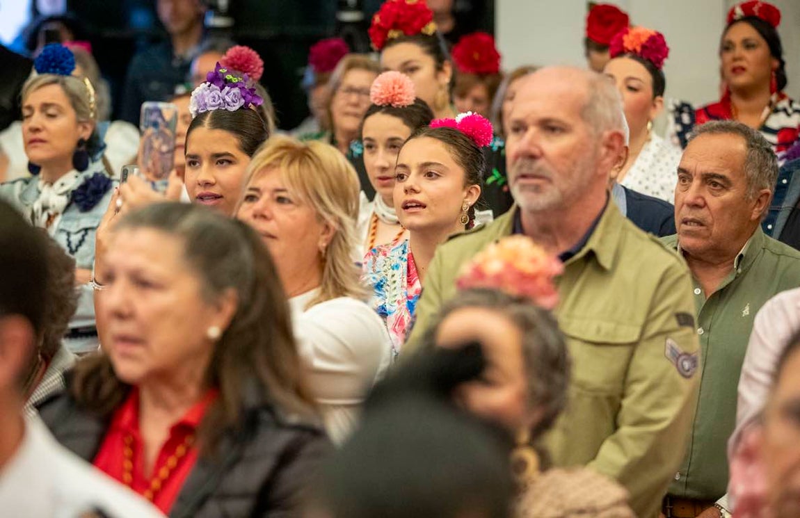 Salida de la Hermandad del Rocío de Emigrantes 2024, en imágenes