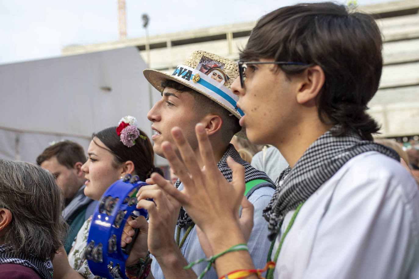 La salida de la hermandad del Rocío de Huelva 2024, en imágenes