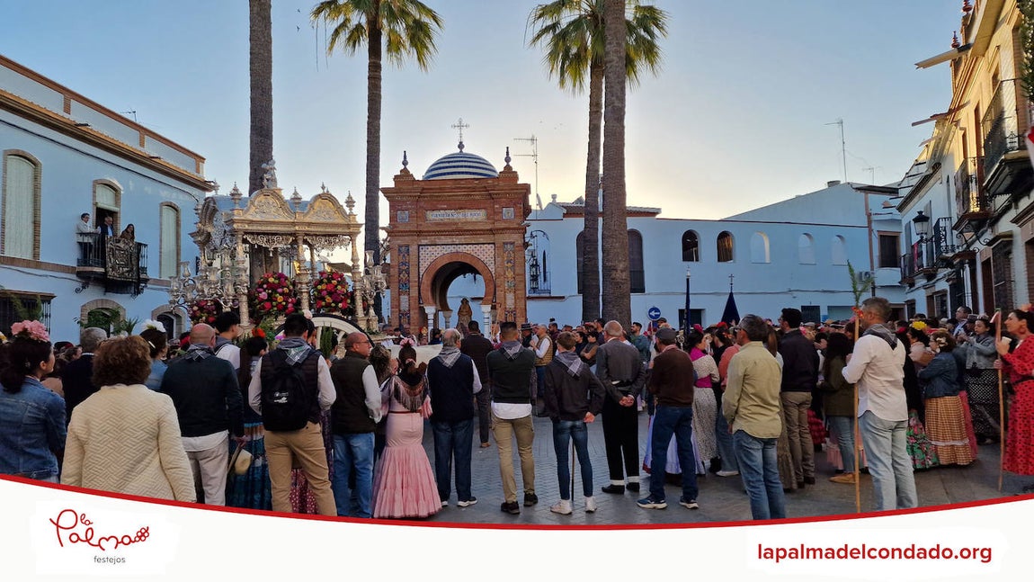 La salida de la hermandad del Rocío de La Palma, en imágenes