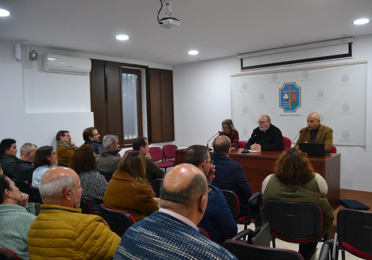 Reunión del 'Rosario Rociero de los Peregrinos de la Esperanza' con motivo del Año Jubilar