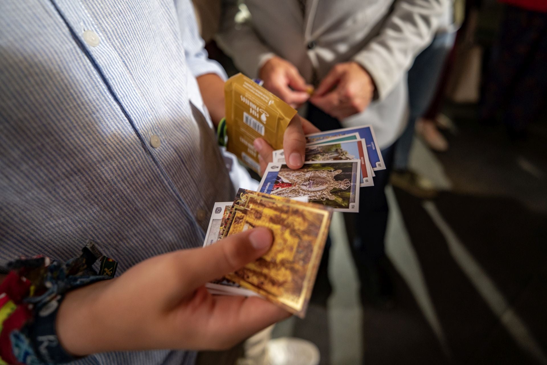 La presentación de las HolyCards del Rocío, en imágenes