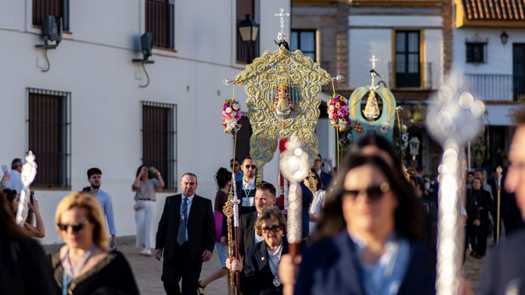Nuevo Simpecado de la Hermandad del Rocío de Segovia