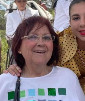 Imagen secundaria 2 - Lauri y Antonio / Los padres de Antonio con su hija / Montemayor, la madre de Antonio