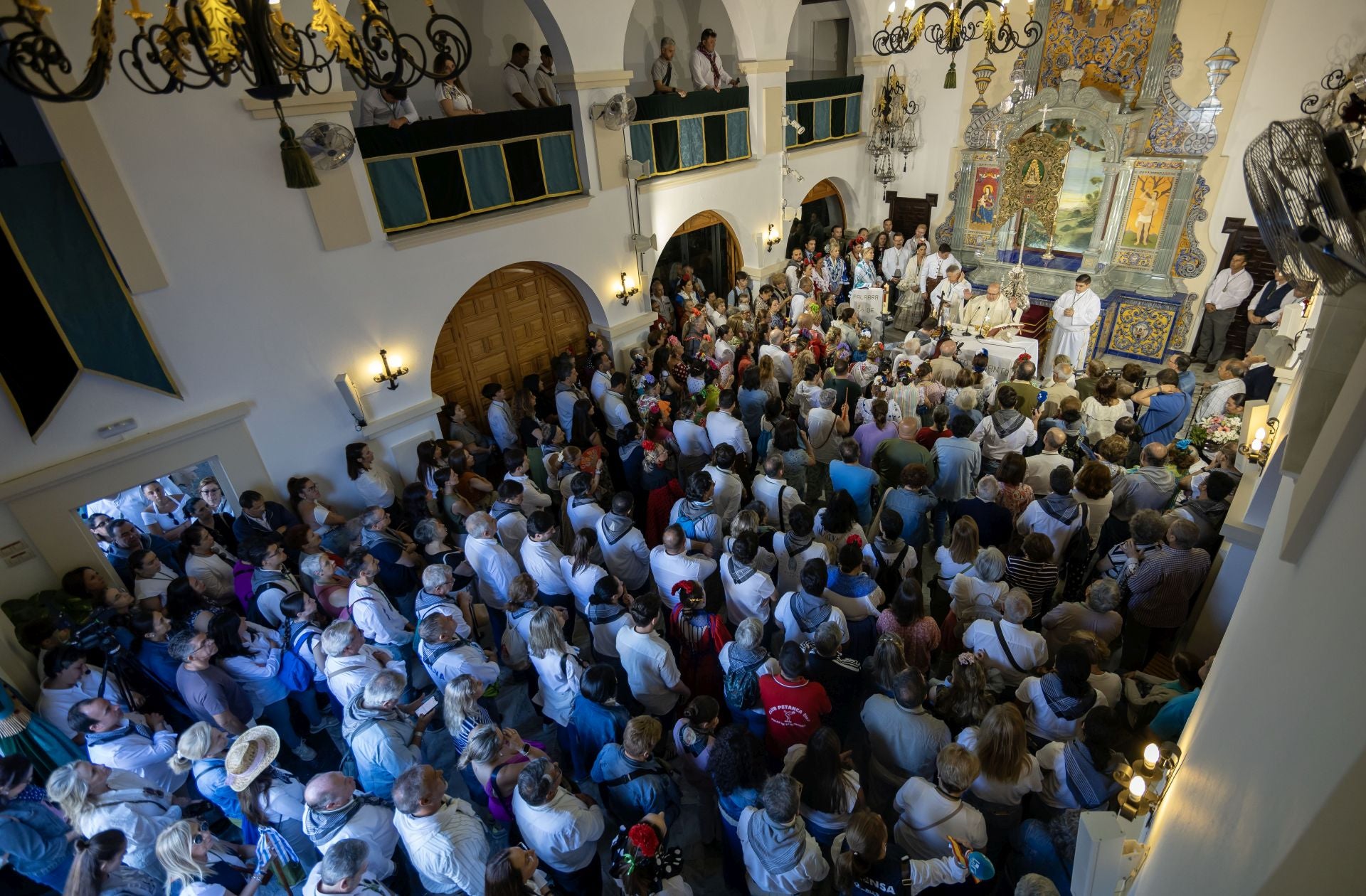 Huelva en pie para despedir a sus peregrinos