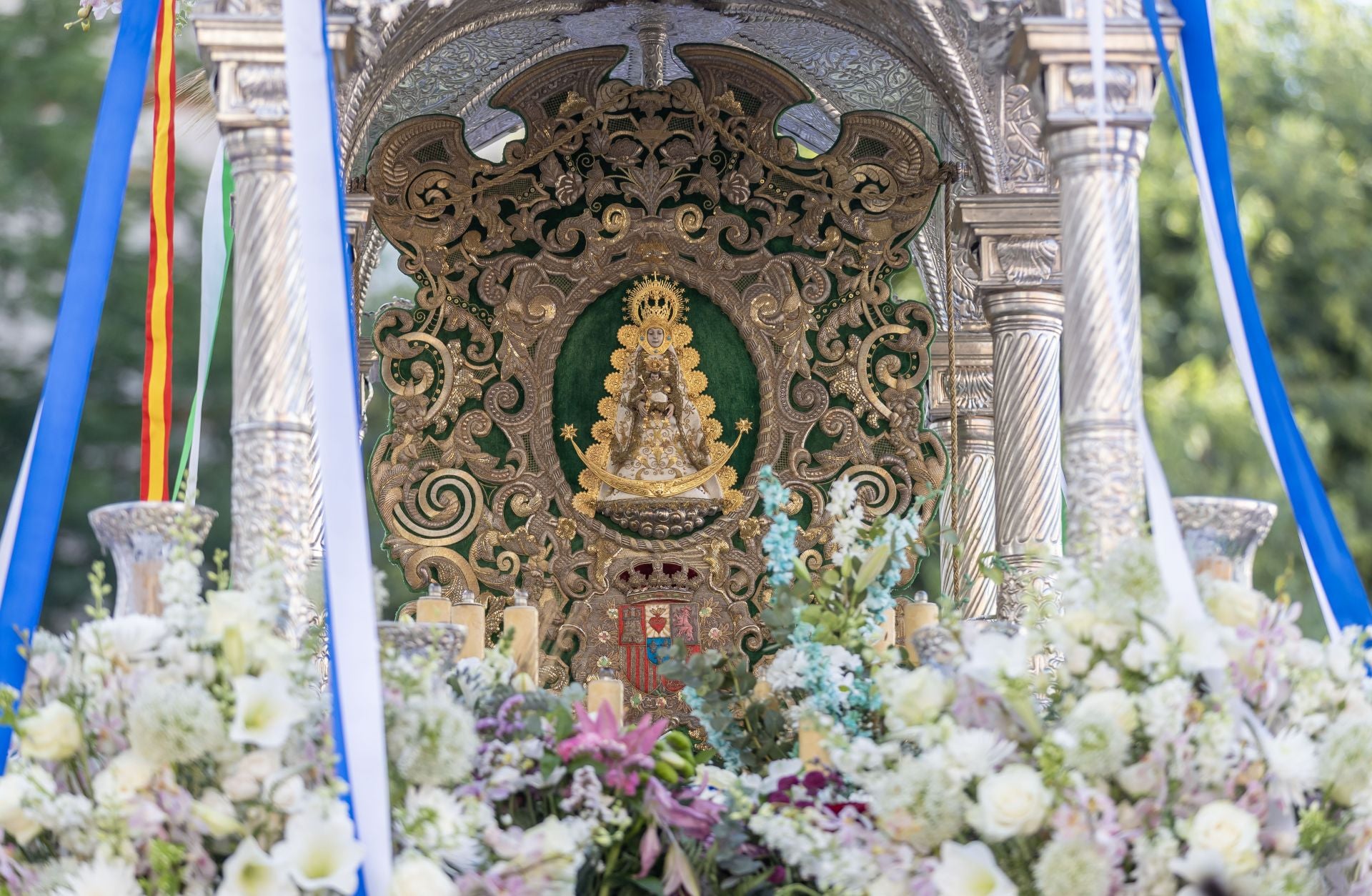 Huelva en pie para despedir a sus peregrinos