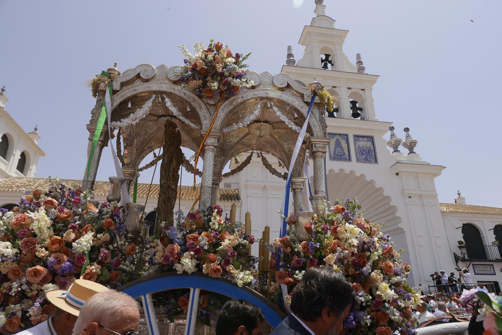 Rocío 2025: La presentación de la Hermandad de Huelva, en imágenes