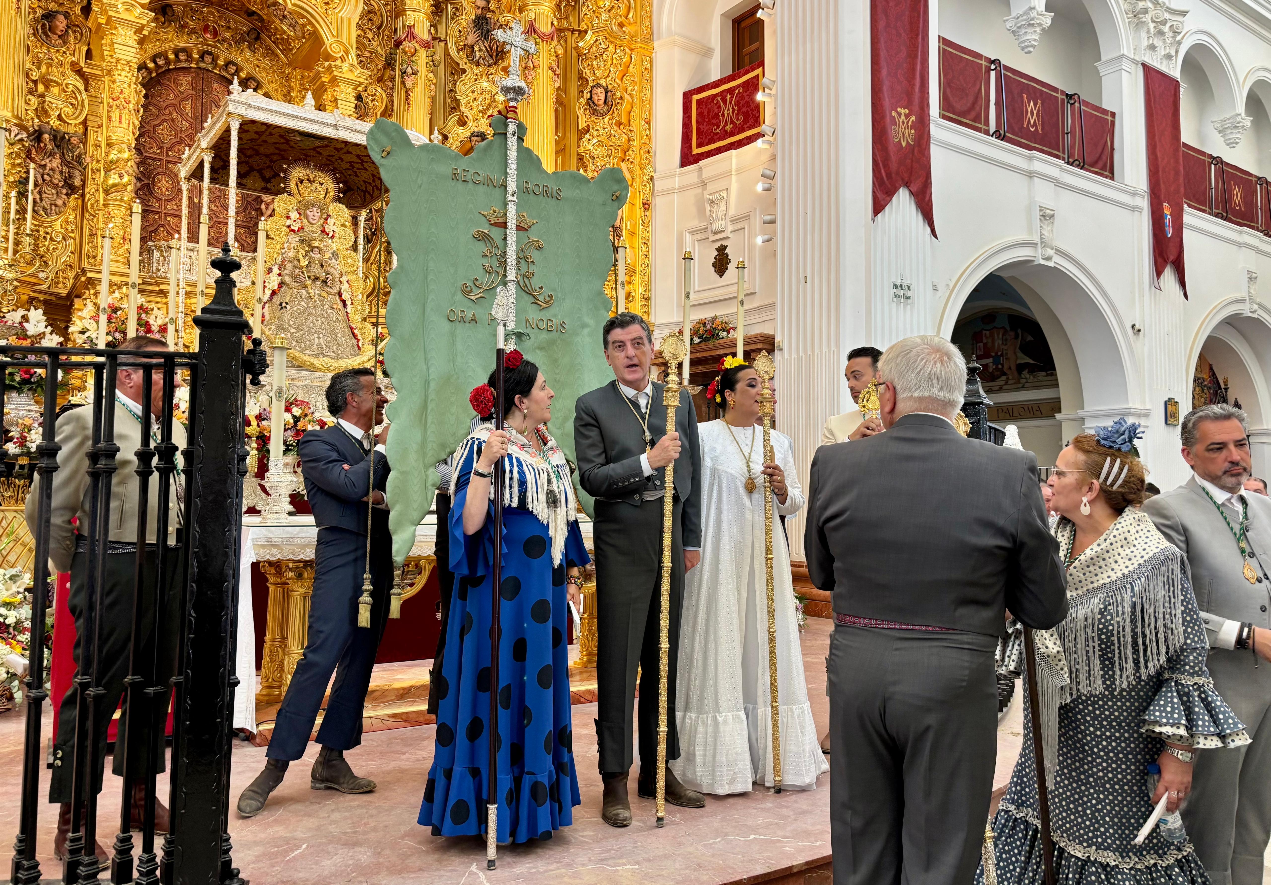 El Rocío 2025: La Misa de Pentecostés, en imágenes
