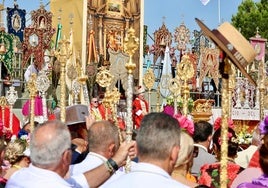 El Rocío 2025: La Misa de Pentecostés, en imágenes