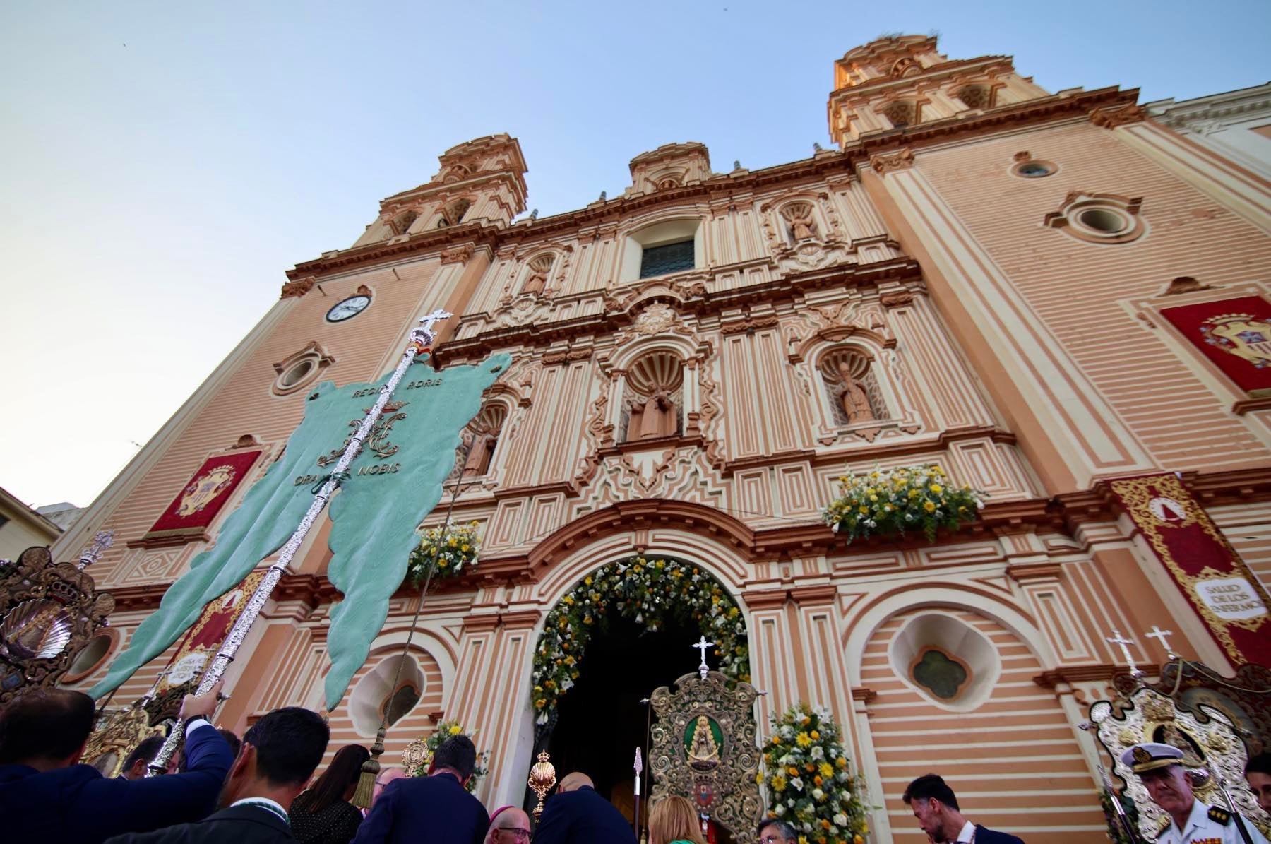 El Rosario Jubilar Rociero de la diócesis, en imágenes