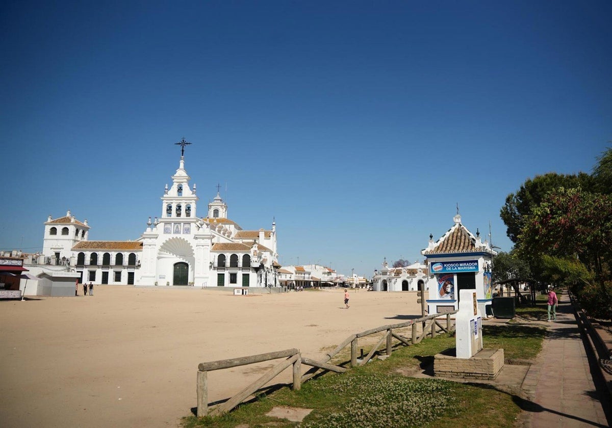 La aldea almonteña de El Rocío