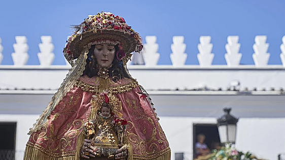 Venida de la Virgen del Rocío a Almonte en 2026: fecha, horario y recorrido
