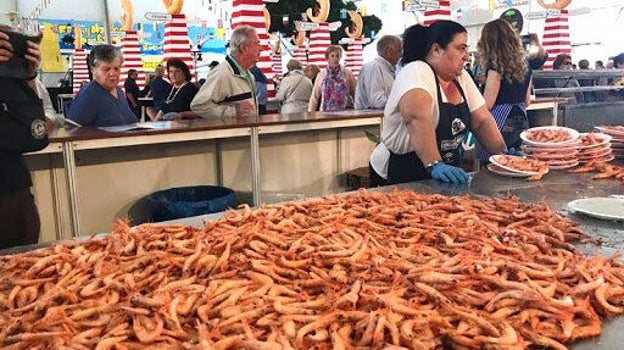 Imagen de archivo de una pasada edición de la Feria de la Gamba de Punta Umbría