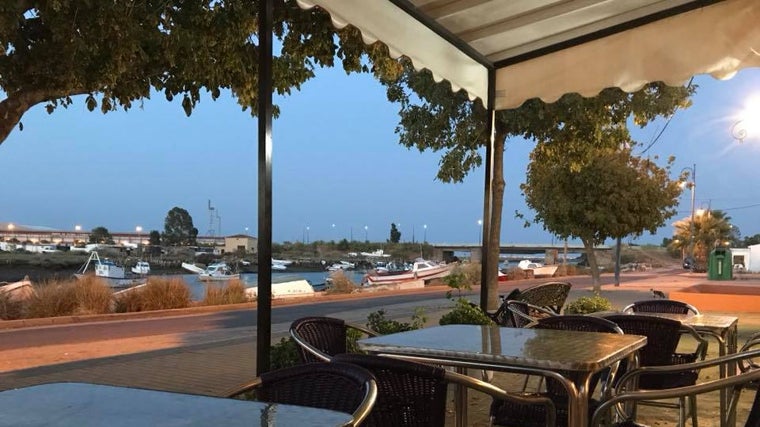 Terraza del Restaurante La Rana, en Ayamonte