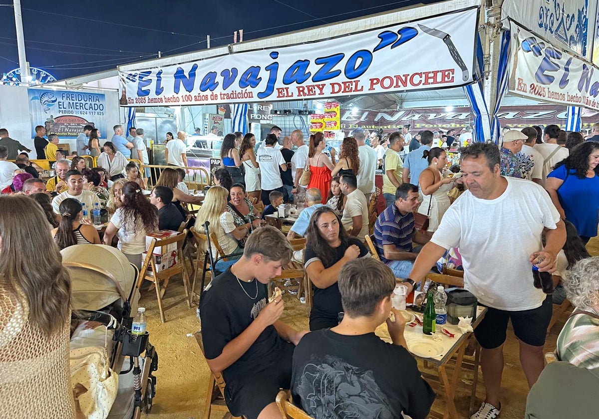 El ponche sigue siendo una de las bebidas más típicas de las Fiestas Colombinas