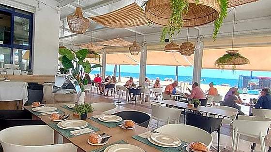 Dónde comer en Islantilla: siete chiringuitos y restaurantes que tienes que probar este verano