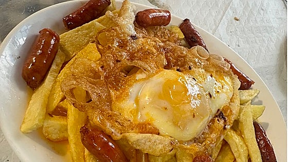 Casa A'poliña Calviño: «Los mejores guisos de la ciudad en uno de los restaurantes más antiguos de Huelva»