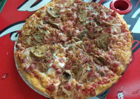 Imagen secundaria 1 - Esta es la pizzería de la costa de Huelva que tiene un Solete Repsol