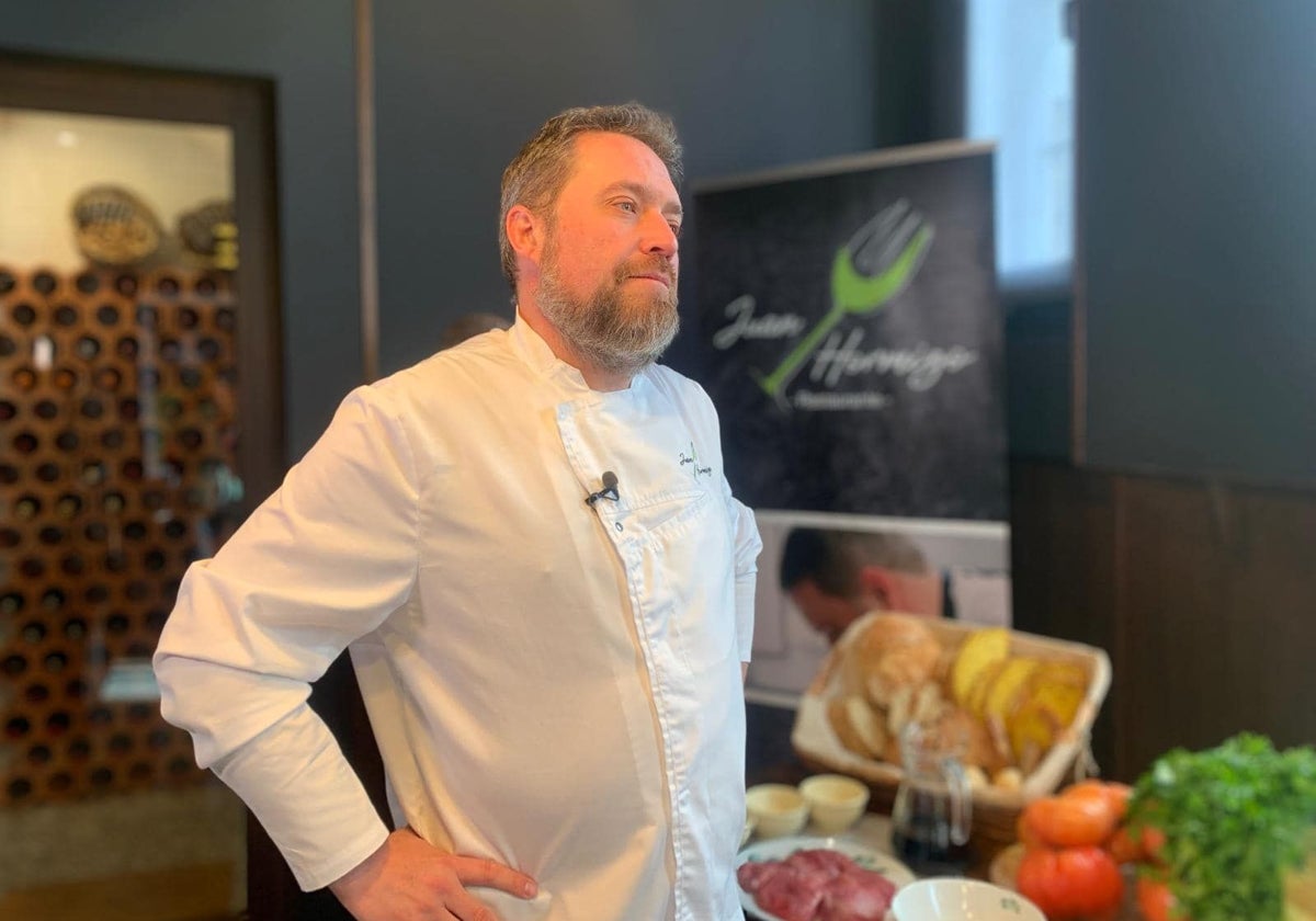 Juan Hormigo, en su restaurante de Aracena