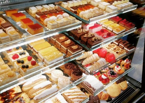 Imagen secundaria 1 - Esta pastelería de Huelva es el paraíso del chocolate: no sabrás qué dulce elegir